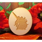 testa di unicorno su ovale in legno